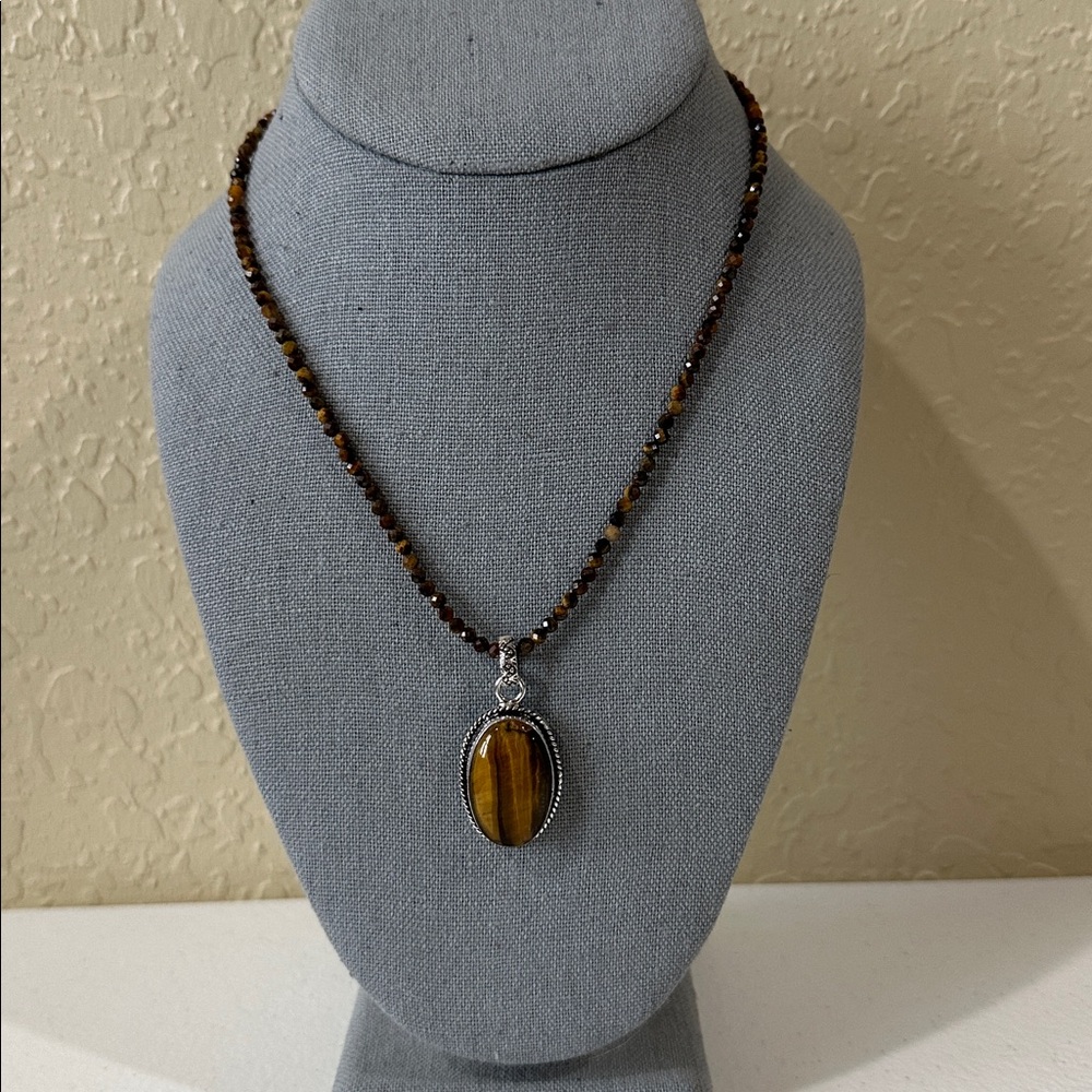 Genuine Tiger’s Eye Silver Plated Pendant and Tiger’s Eye Beaded Necklace - Picture 5 of 12